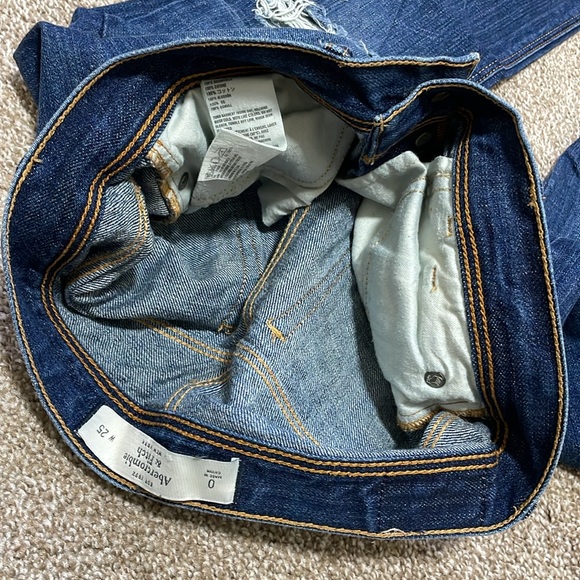 Abercrombie and Fitch jeans size 0 - Picture 8 of 8